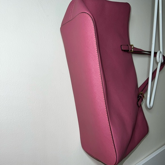 Michael Kors Fuschia Jet Set Leather Medium Tote - Picture 3 of 8